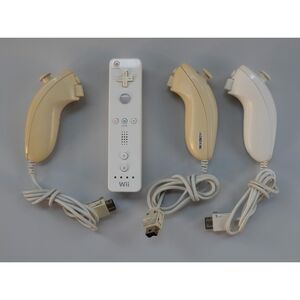 Nintendo Wii Remote Controllers Lot of 3 Nun Chucks and 1 Wii mote